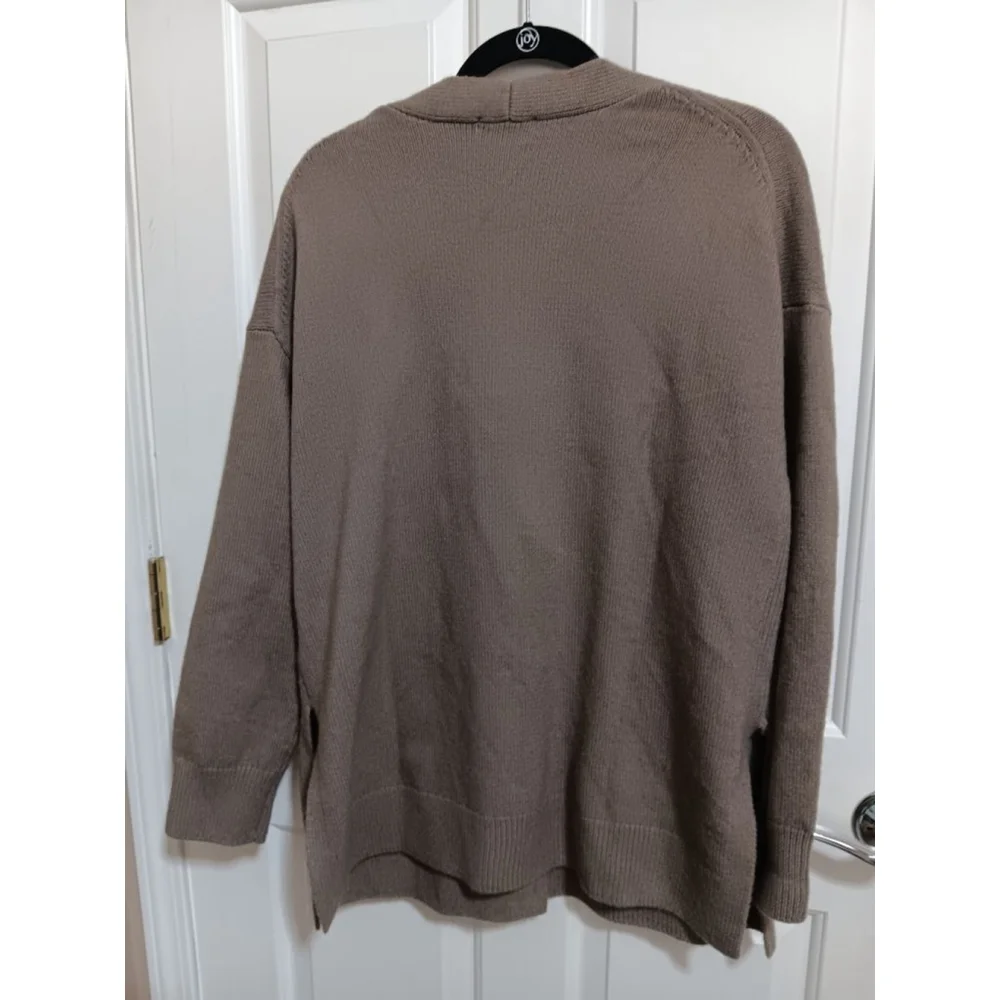 H&M Wool Blend Sage Oversized Side Slit Knit Cardigan Button Front with Pockets
